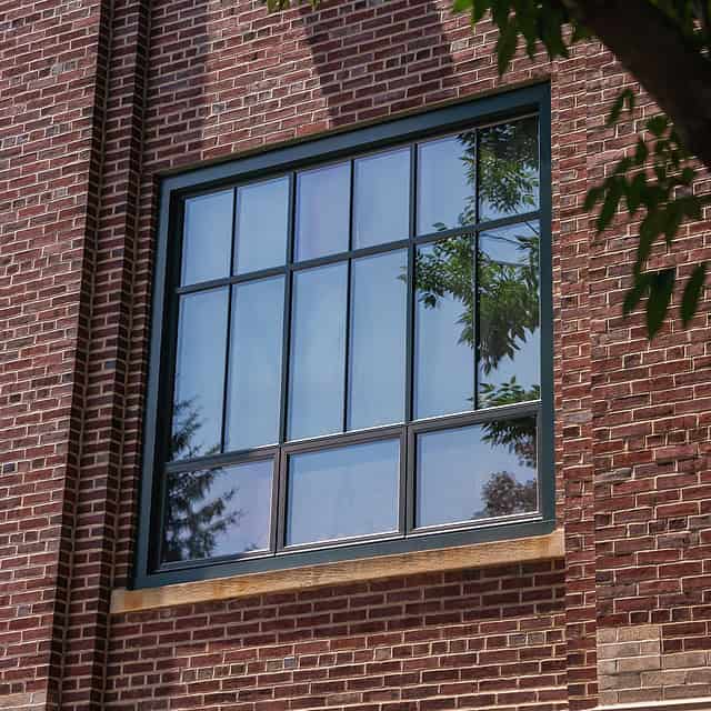 A Universal aluminum window