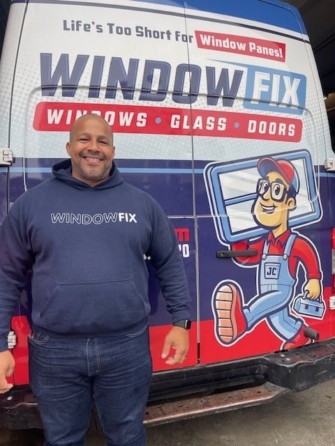 A WindowFix Field Service Team member.